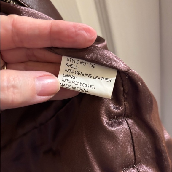 CAbi Women’s Dark Brown 100% Leather Moto Vest with snap belt, size M - Picture 5 of 12